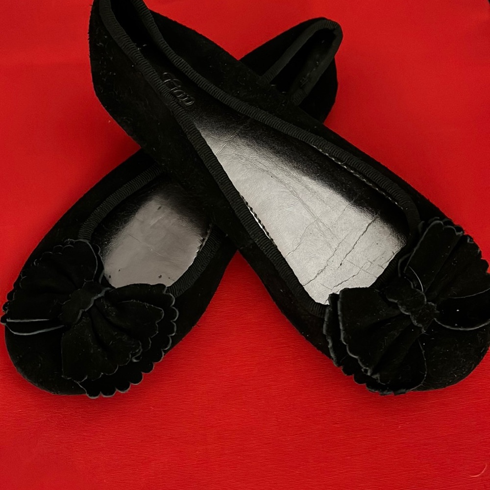 Girls shoes